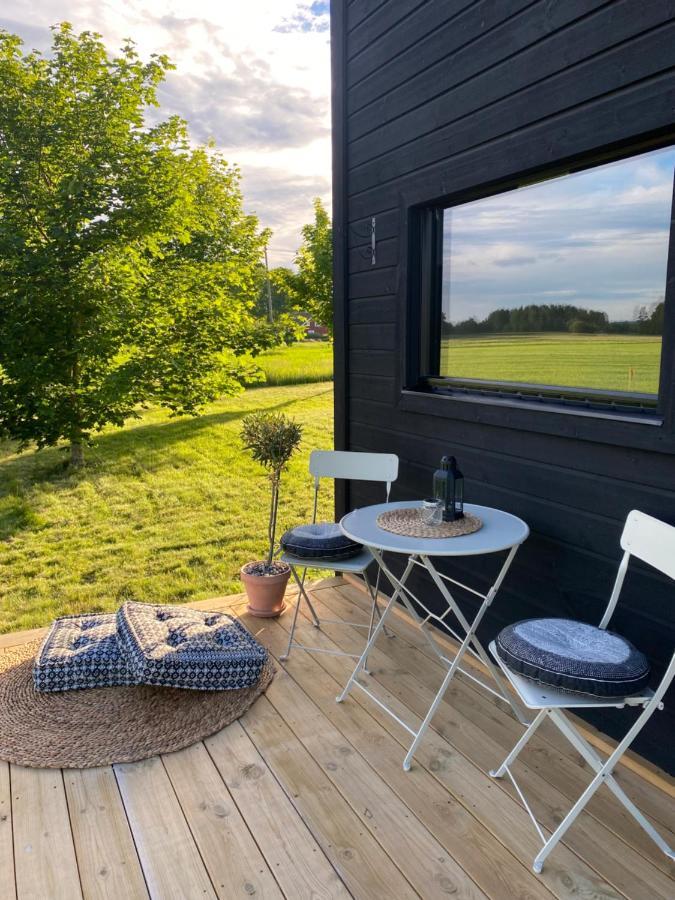 Field View Cabin Orebro Exterior photo