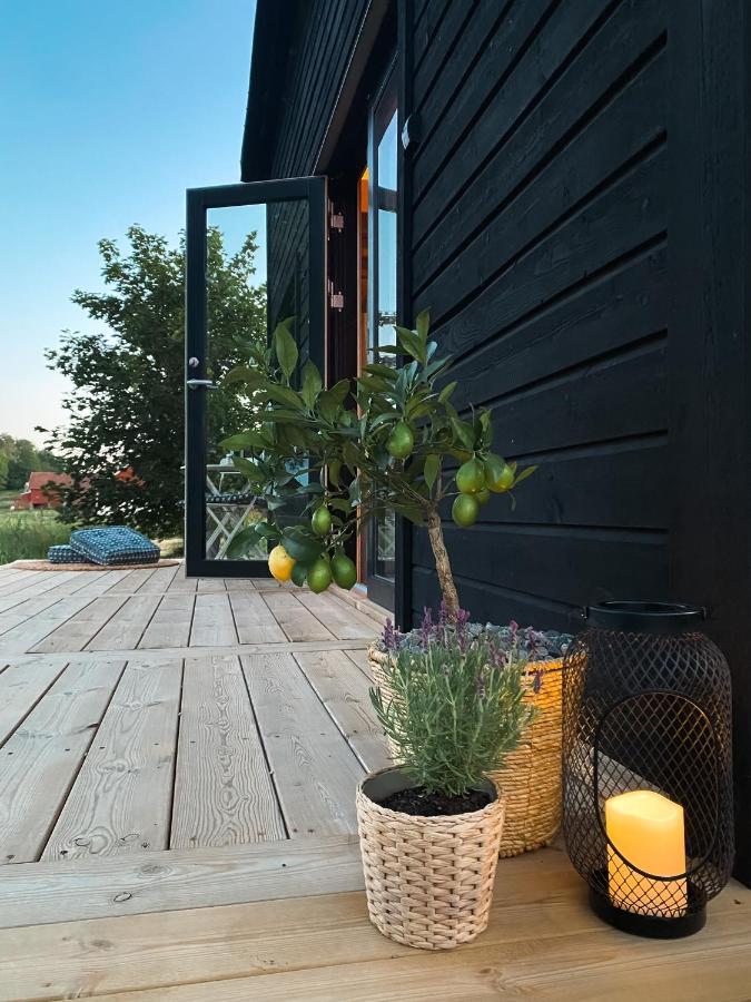 Field View Cabin Orebro Exterior photo